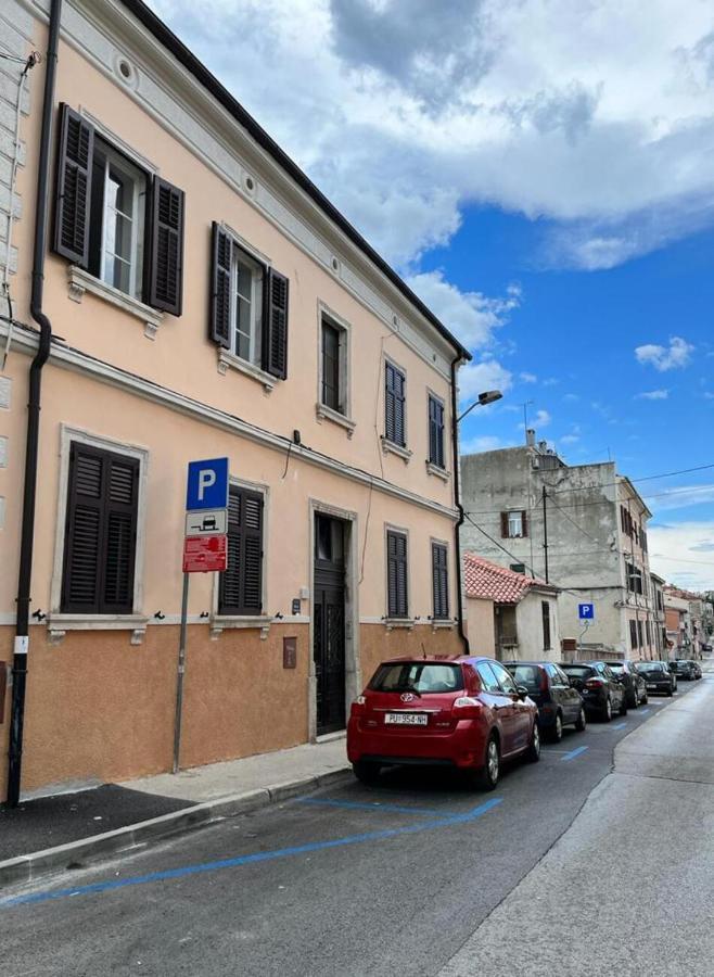 Apartment Center Pula Exterior foto
